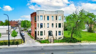 Plus de détails pour 317 S Homan Ave, Chicago, IL - Logement à vendre