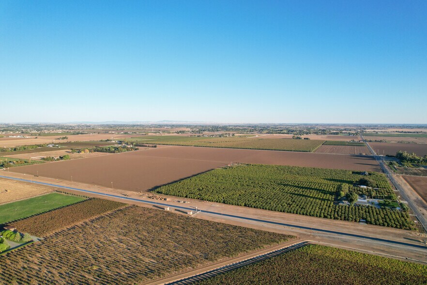 7170 Balfour Road, Brentwood, CA à vendre - Photo de l’immeuble – Image 2 sur 6