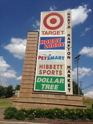Plus de détails pour 6019-6021 W Wade Hampton Blvd, Taylors, SC - Local commercial à louer