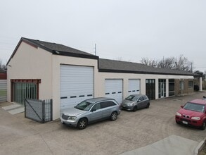 310 Gautney St, Garland, TX à louer Photo de l’immeuble– Image 2 sur 9