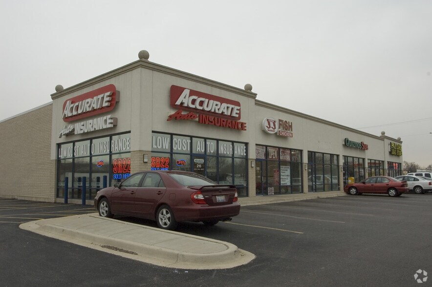 211-215 S Larkin Ave, Joliet, IL à vendre - Photo principale – Image 1 sur 2