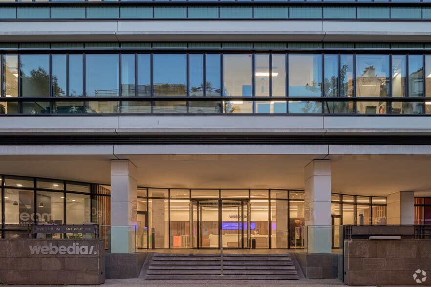 2-4 Rue Paul Vaillant-Couturier, Levallois-Perret à louer - Photo de l’immeuble – Image 3 sur 6