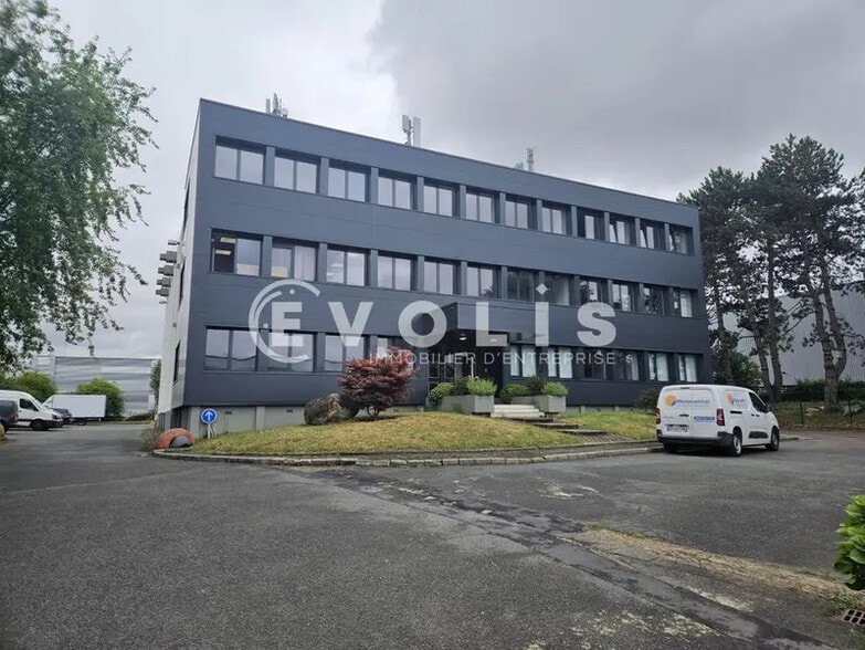 Local d’activités dans Wissous à louer - Photo de l’immeuble – Image 1 sur 22
