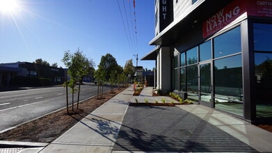 120 Bush St S, Salem, OR à louer Photo intérieure– Image 2 sur 5