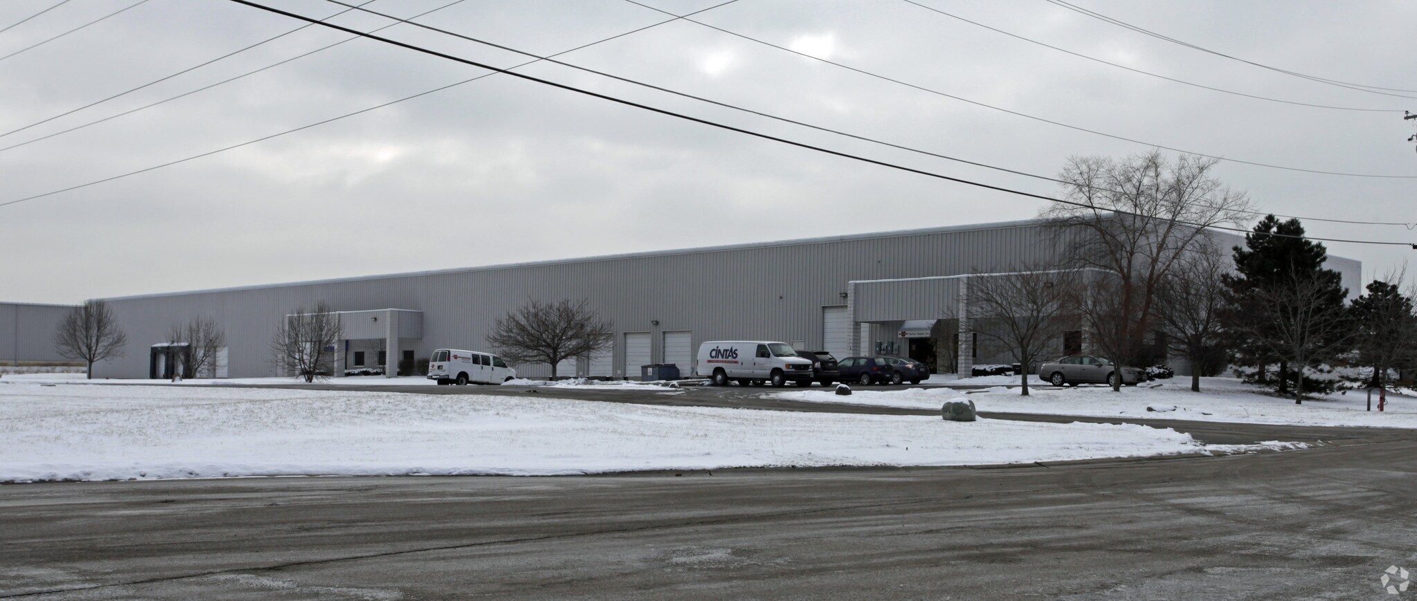 9910 Charter Park Dr, West Chester, OH à louer Photo principale– Image 1 sur 5