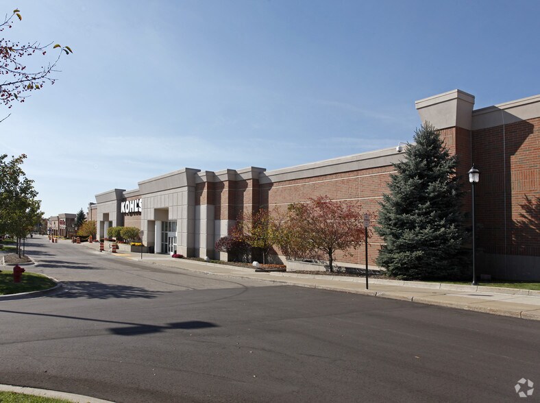 4804-4840 Baldwin Rd, Lake Orion, MI à louer - Photo de l’immeuble – Image 3 sur 5