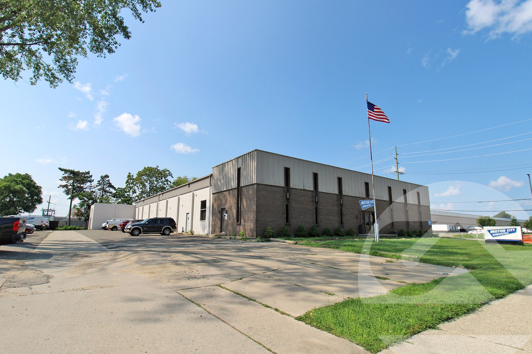 1600 E Ten Mile Rd, Hazel Park, MI à vendre Photo principale– Image 1 sur 2