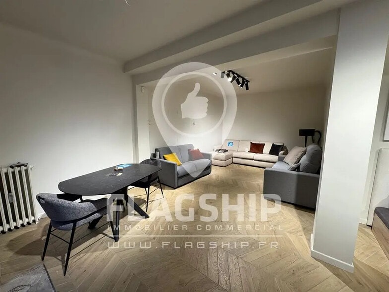 Local commercial dans Paris à louer - Photo intérieure – Image 3 sur 7