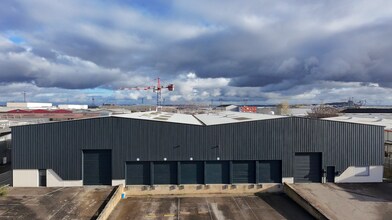 9 Avenue Du Maréchal De Lattre De Tassigny, Meyzieu à louer Photo intérieure– Image 2 sur 9