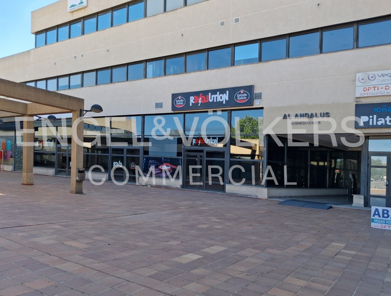 Local commercial dans Las Rozas de Madrid, Madrid à louer - Plan d’étage – Image 1 sur 3