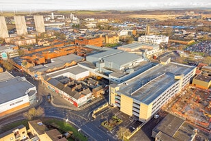 The Parishes Shopping Centre - Immobilier d'entreprise