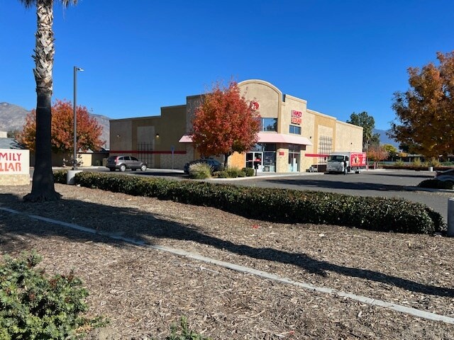 1300 San Jacinto Ave & W. Esplanade Ave, San Jacinto, CA 92583, San Jacinto, CA à vendre - Photo de l’immeuble – Image 3 sur 7