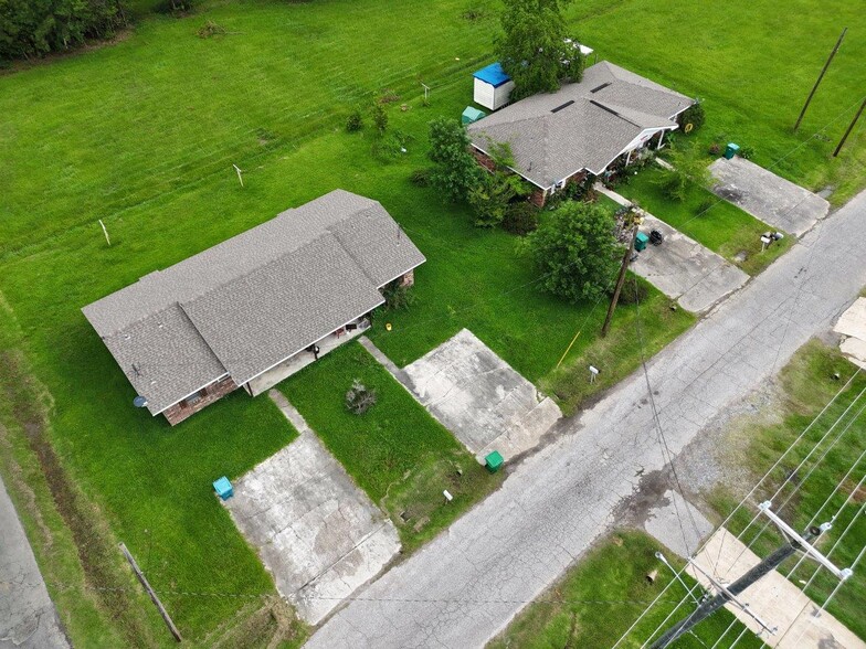 902 Shady Ln, Dequincy, LA à vendre - Photo de l’immeuble – Image 3 sur 15