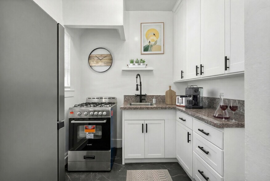 623 E Broadway, Long Beach, CA à vendre - Photo de l’immeuble – Image 2 sur 20