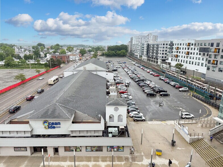 1290 North Shore Rd, Revere, MA à vendre - Photo de l’immeuble – Image 3 sur 19