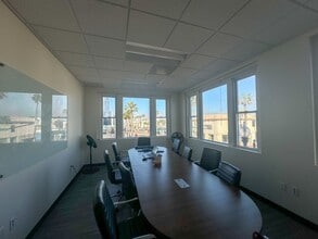 501 Mission Ave, Oceanside, CA à louer Photo intérieure– Image 1 sur 6
