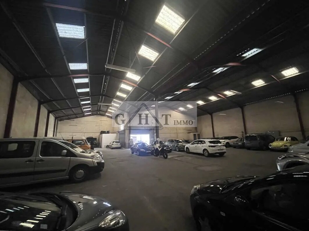 Industriel/Logistique dans Bailly-Romainvilliers à vendre Photo de l’immeuble– Image 1 sur 5