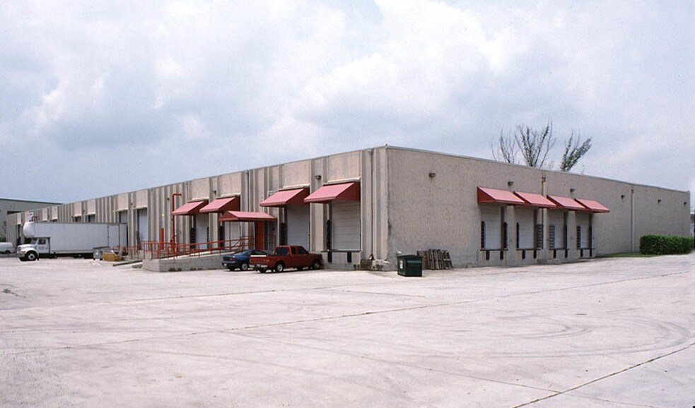 950 W 13th St, Riviera Beach, FL à louer - Photo de l’immeuble – Image 2 sur 8