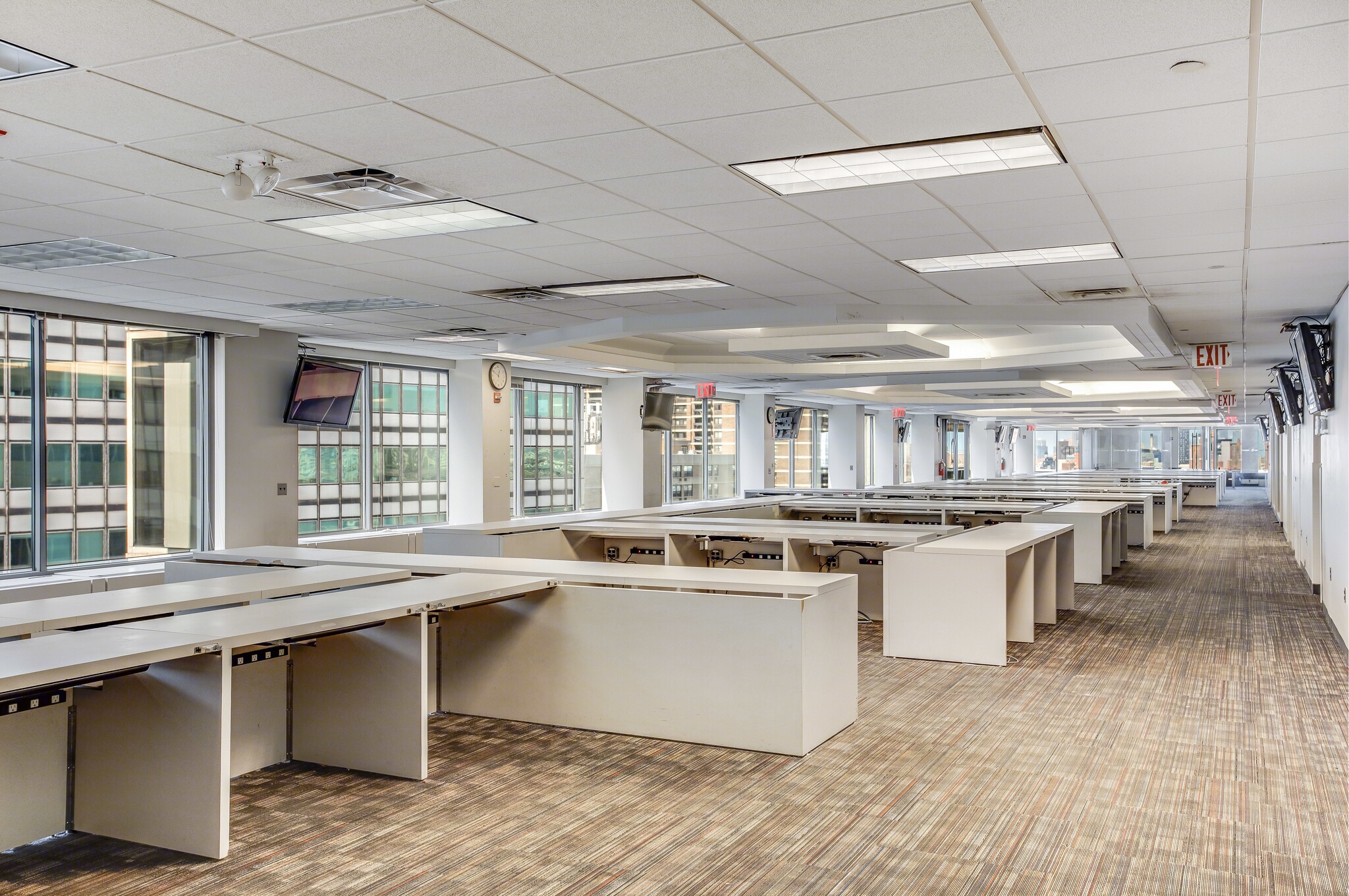 199 Water St, New York, NY à louer Photo intérieure– Image 1 sur 7