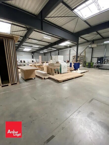 Local d'activités dans Gellainville à vendre - Photo intérieure – Image 2 sur 5