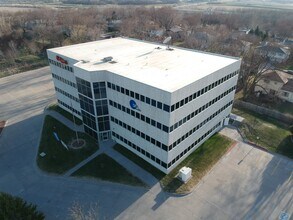 1406 Fort Crook Rd S, Bellevue, NE - VUE AÉRIENNE  vue de carte
