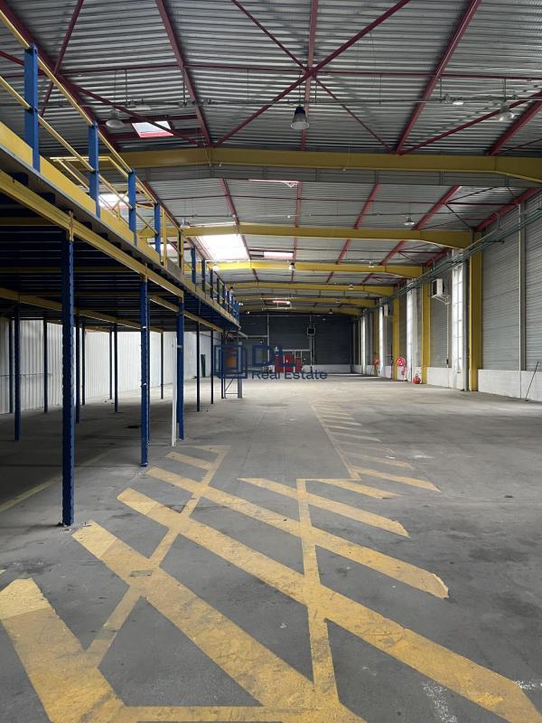 Plus de détails pour Industriel/Logistique à louer