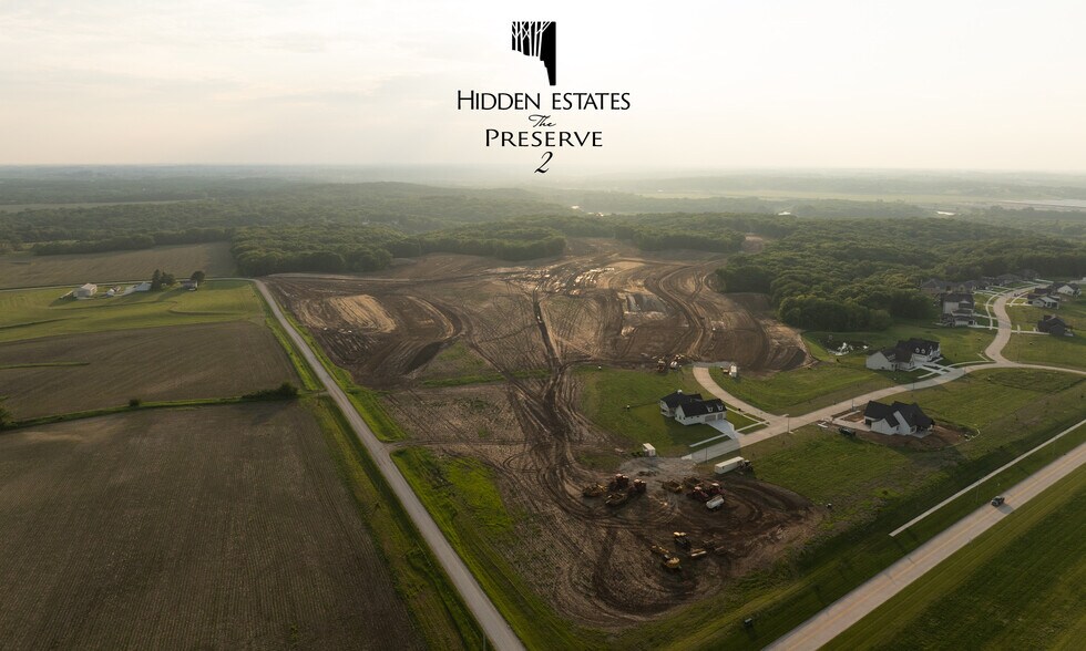 SW Wild Bergamot Drive, West Des Moines, IA à vendre - Photo principale – Image 1 sur 1