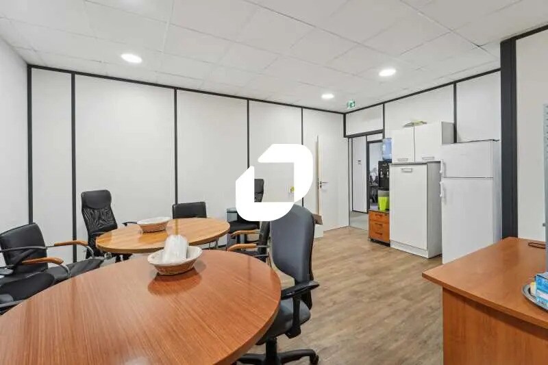 Bureau dans Montpellier à louer - Photo de l’immeuble – Image 3 sur 14