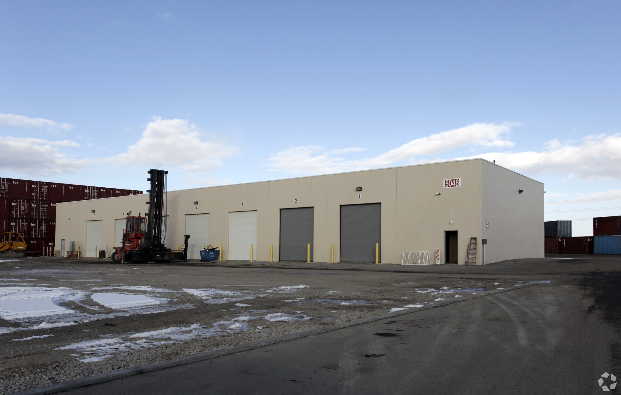 5048 W 700 S, Salt Lake City, UT à louer Photo principale– Image 1 sur 4