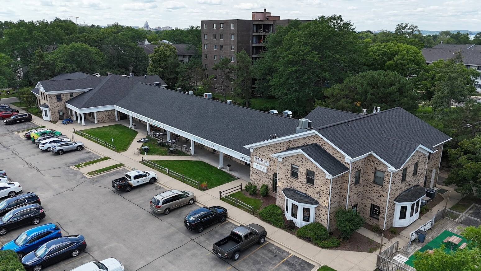1702-1740 Fordem Ave, Madison, WI à louer Photo de l’immeuble– Image 1 sur 34