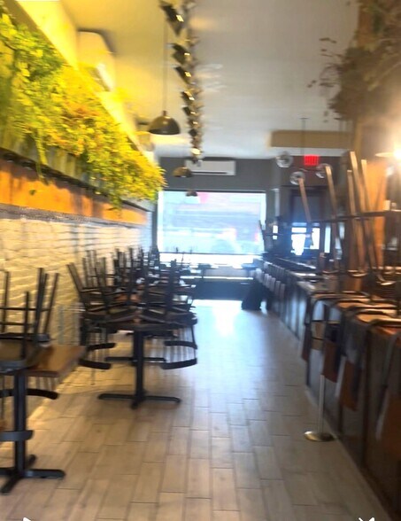 659 Vanderbilt Ave, Brooklyn, NY à louer - Photo de l’immeuble – Image 2 sur 3