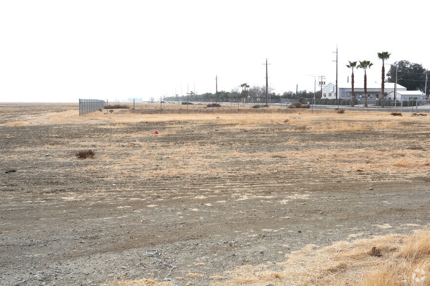 SEC W Jayne Ave & S Merced Ave, Coalinga, CA à vendre - Photo de l’immeuble – Image 2 sur 4