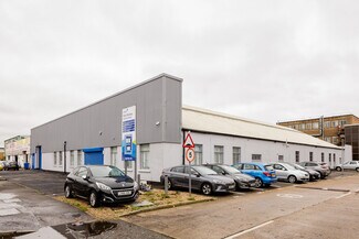 Plus de détails pour 55 Central Av, West Molesey - Industriel/Logistique à louer