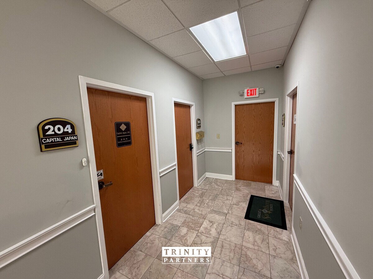 4420 Oleander Dr, Myrtle Beach, SC 29577 - Lot 201 -  - Photo intérieure - Image 1 of 3
