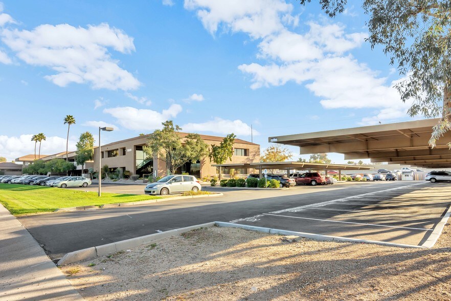 15600-15650 N Black Canyon Hwy, Phoenix, AZ à vendre - Photo de l’immeuble – Image 2 sur 19