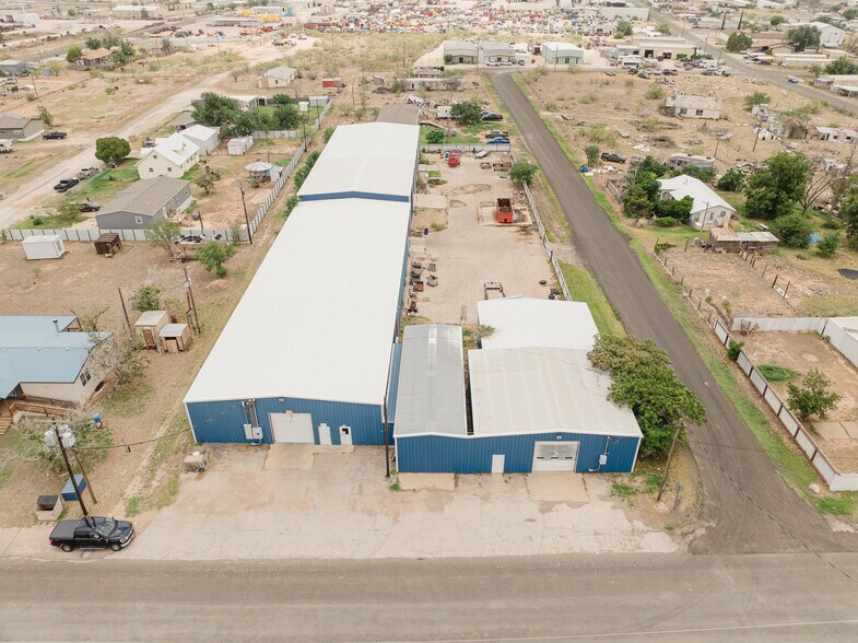 12915 W County Road 122, Odessa, TX à vendre - Photo de l’immeuble – Image 1 sur 37