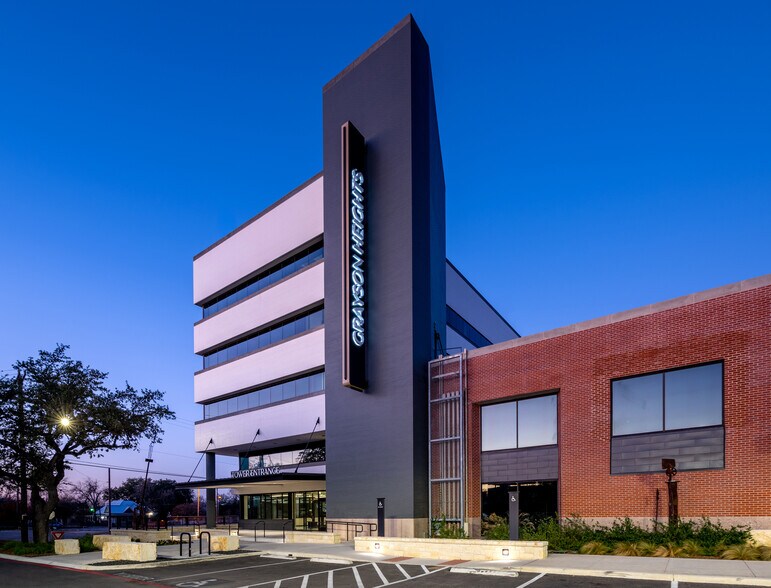 1422 E Grayson St, San Antonio, TX à louer - Photo de l’immeuble – Image 1 sur 9