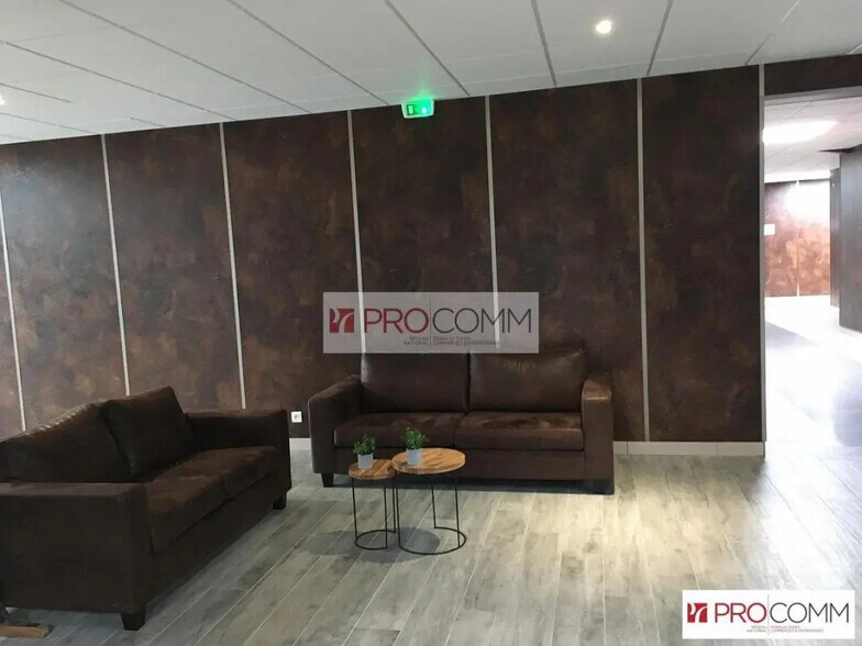 Bureau dans Chartres à louer - Photo de l’immeuble – Image 1 sur 6