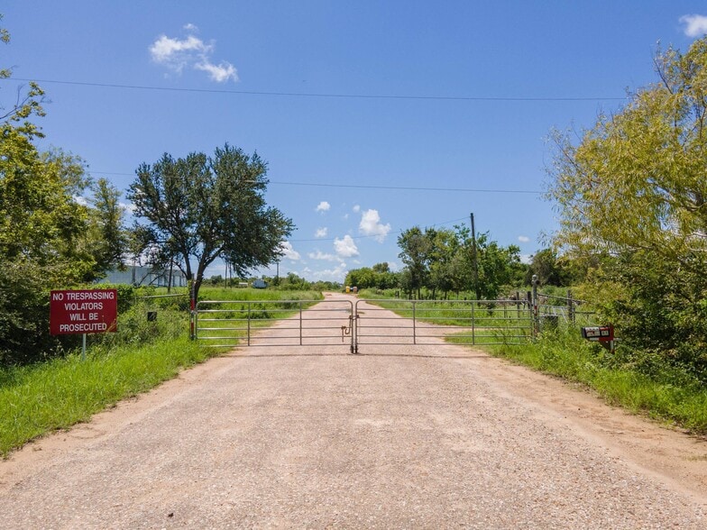 5729 Texas st, Hitchcock, TX à louer - Autre – Image 2 sur 12
