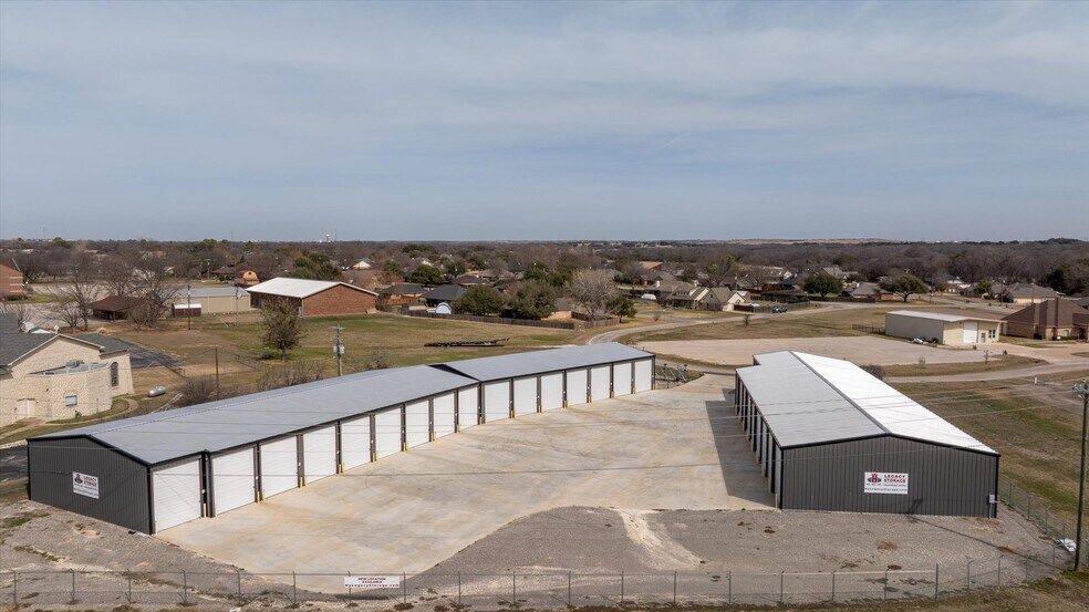 3631 Fall Creek Hwy, Granbury, TX à vendre - Photo principale – Image 1 sur 14