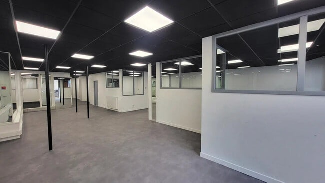 Plus de détails pour Bureau à louer