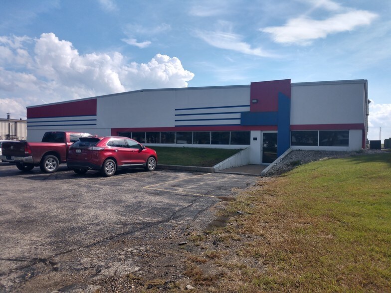 977 Koopman Ln, Elkhorn, WI à vendre - Photo de l’immeuble – Image 3 sur 3