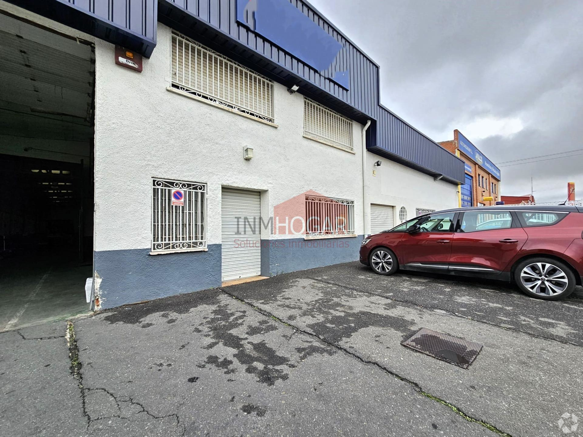 Industriel/Logistique dans Ávila, Ávila à vendre Photo principale– Image 1 sur 21