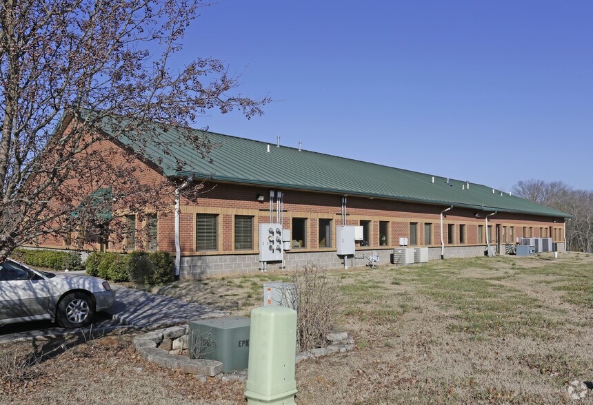 8930 Cross Park Dr, Knoxville, TN à louer - Photo de l’immeuble – Image 2 sur 11