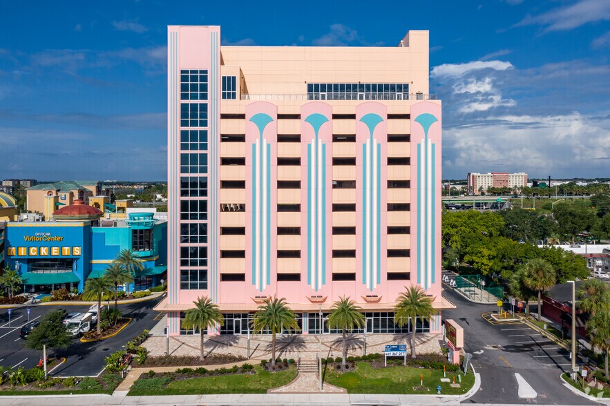 8050 International Dr, Orlando, FL à louer - Photo de l’immeuble – Image 3 sur 8