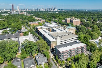 675 N Highland Ave NE, Atlanta, GA - VUE AÉRIENNE  vue de carte