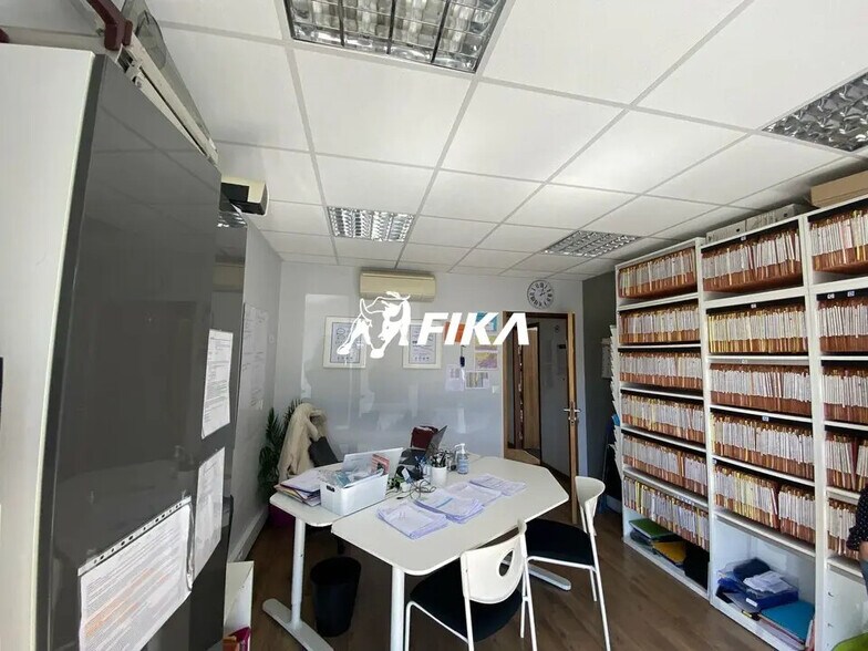 Local d’activités dans Montrabé à louer - Photo de l’immeuble – Image 3 sur 7