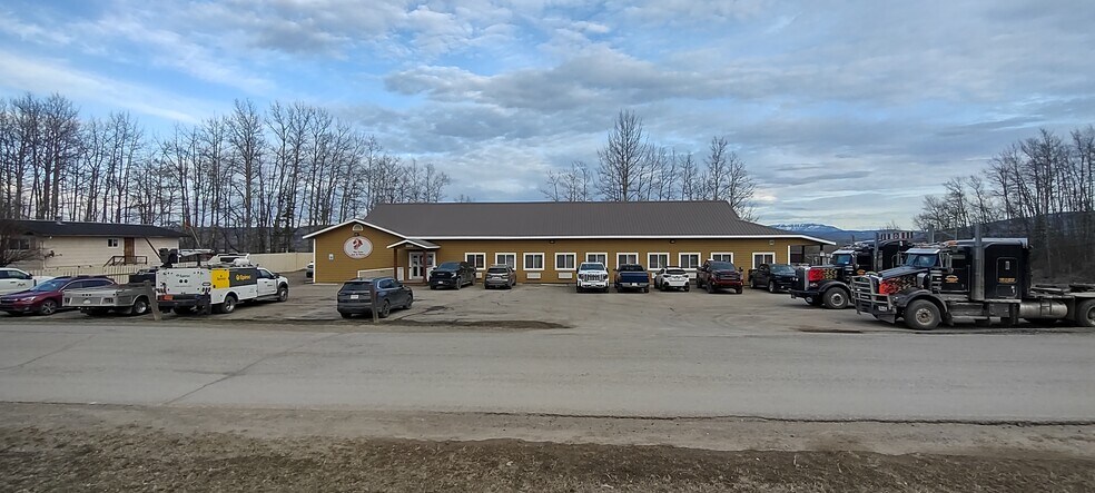 5132 46th Ave NW, Chetwynd, BC à vendre - Photo de l’immeuble – Image 3 sur 8