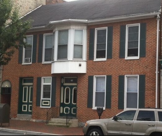 80-82 & 84-88 W Main St., Waynesboro, PA portefeuille de 2 biens à vendre sur LoopNet.fr - Photo de l’immeuble – Image 2 sur 2