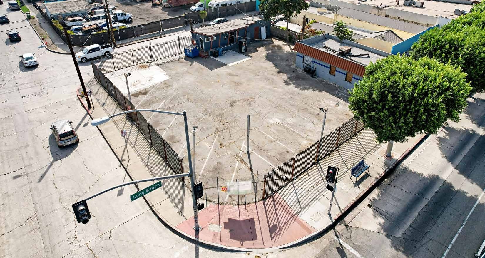 310 N Long Beach Blvd, Compton, CA à vendre Photo principale– Image 1 sur 4